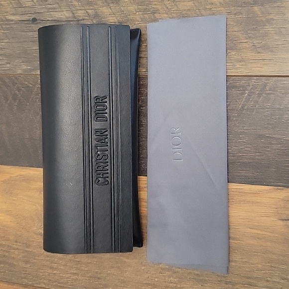 Christian Dior 30Montaigne SU Sunglasses - Picture 9 of 10